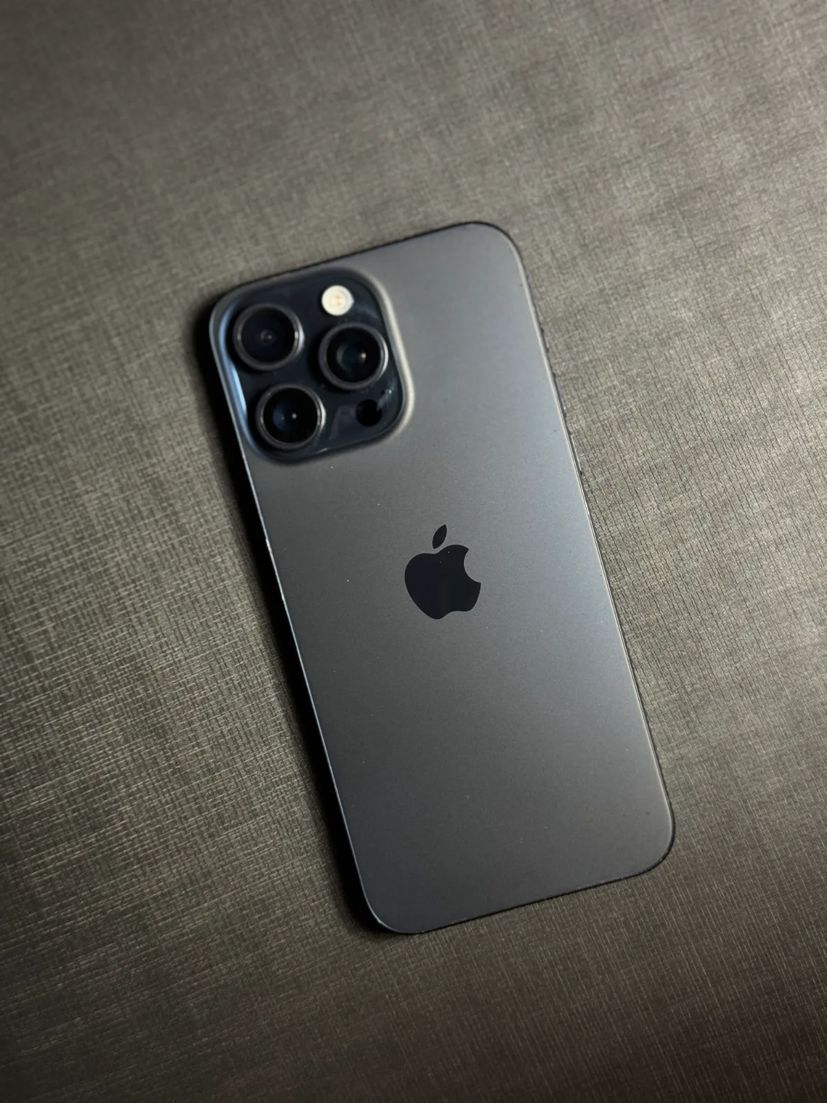 iPhone 15 Pro Max Azul